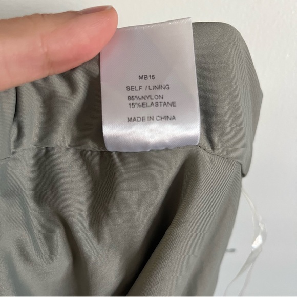 Meshki Yvonne Crop Top Sage Green - Picture 7 of 7